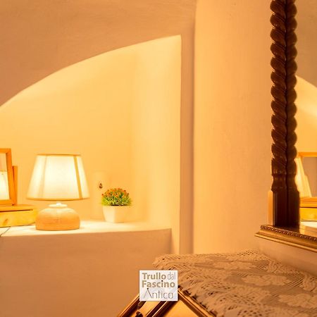 Villa Trullo Dal Fascino Antico Locorotondo Exterior foto
