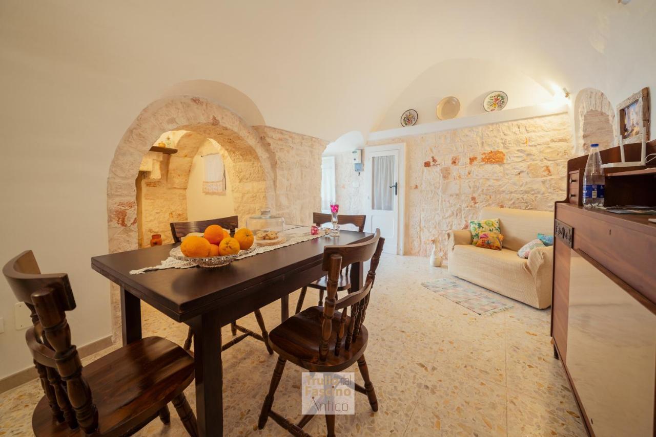 Villa Trullo Dal Fascino Antico Locorotondo Exterior foto